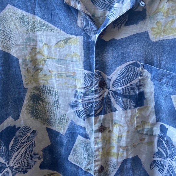Tommy Bahama Linen Hawaiian - Picture 3 of 5